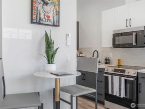 6727 Carleton Avenue S B, Seattle WA 98108