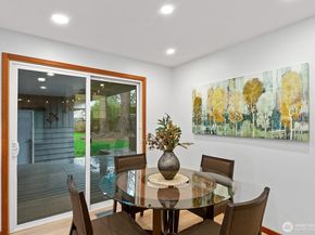 4902 NE 7th Place, Renton WA 98059