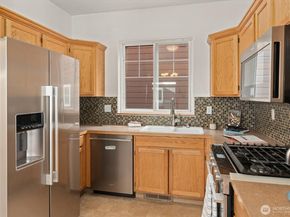 15408 14th Avenue W, Lynnwood WA 98087