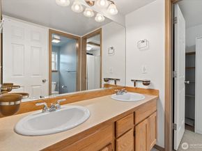 15408 14th Avenue W, Lynnwood WA 98087