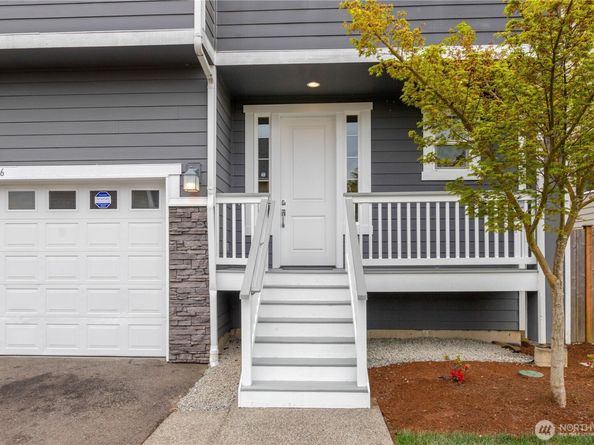 2906 S 135th Street, Tukwila WA 98168