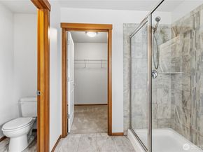 2906 S 135th Street, Tukwila WA 98168