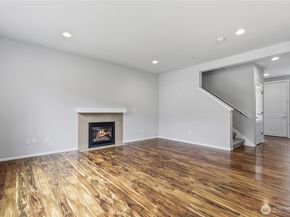 2906 S 135th Street, Tukwila WA 98168