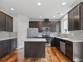 2906 S 135th Street, Tukwila WA 98168