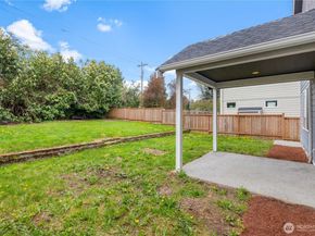 2906 S 135th Street, Tukwila WA 98168