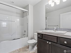 2906 S 135th Street, Tukwila WA 98168
