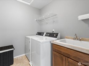 3815 161st Place SE, Bothell WA 98012