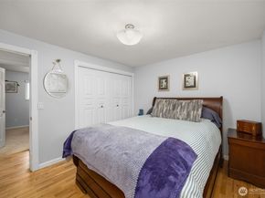 7627 NE 202nd Place, Kenmore WA 98028