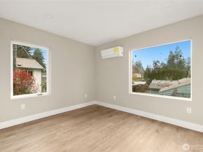 1404 N 136th Street, Seattle WA 98125