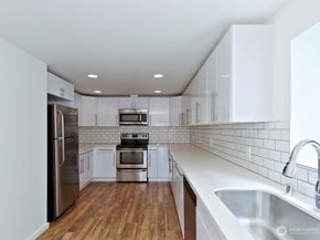 5045 37th Avenue S, Seattle WA 98118