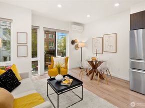 109 22nd Avenue E F, Seattle WA 98112