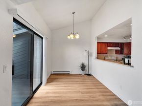 1321 S Puget Drive E33, Renton WA 98055
