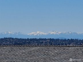 1321 S Puget Drive E33, Renton WA 98055