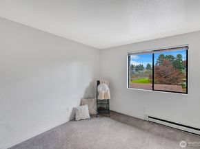 1321 S Puget Drive E33, Renton WA 98055