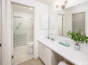 2244 13th Avenue W 410, Seattle WA 98119