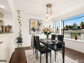2930 76th Avenue SE A203, Mercer Island WA 98040