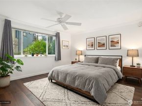 2930 76th Avenue SE A203, Mercer Island WA 98040