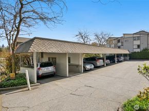 2930 76th Avenue SE A203, Mercer Island WA 98040