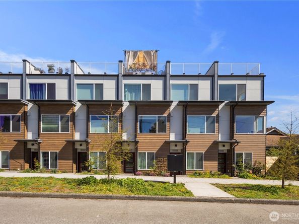 9624 Linden Avenue N, Seattle WA 98103