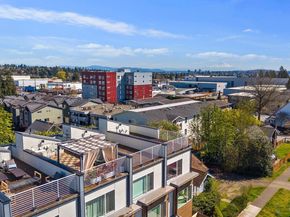 9624 Linden Avenue N, Seattle WA 98103