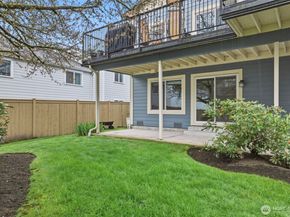 11901 93rd Avenue NE B108, Kirkland WA 98034