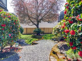 11901 93rd Avenue NE B108, Kirkland WA 98034