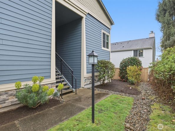 11901 93rd Avenue NE B108, Kirkland WA 98034