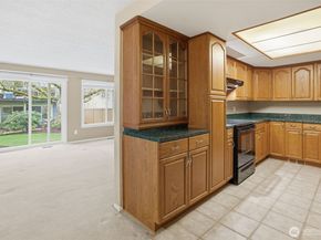 11901 93rd Avenue NE B108, Kirkland WA 98034