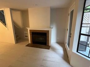 13706 NE 85th Street, Redmond WA 98052
