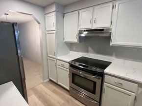 13706 NE 85th Street, Redmond WA 98052