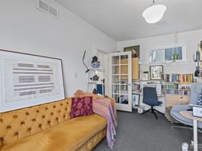 1609 N 50th Street, Seattle WA 98103