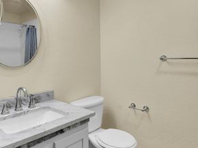 13020 102nd Lane NE 5, Kirkland WA 98034