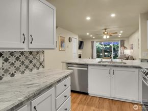 13020 102nd Lane NE 5, Kirkland WA 98034