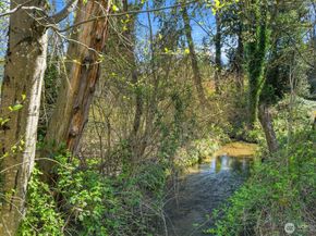 13020 102nd Lane NE 5, Kirkland WA 98034