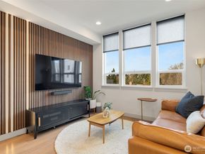 5030 Sand Point Place NE B, Seattle WA 98105