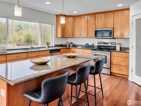 1120 156th Avenue SE, Bellevue WA 98007