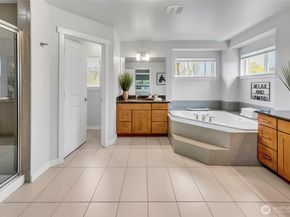 1120 156th Avenue SE, Bellevue WA 98007