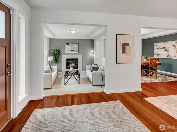 1120 156th Avenue SE, Bellevue WA 98007