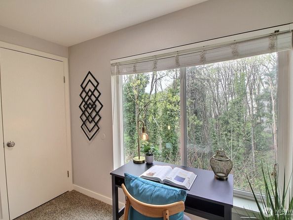 975 Aberdeen Avenue NE L202, Renton WA 98056