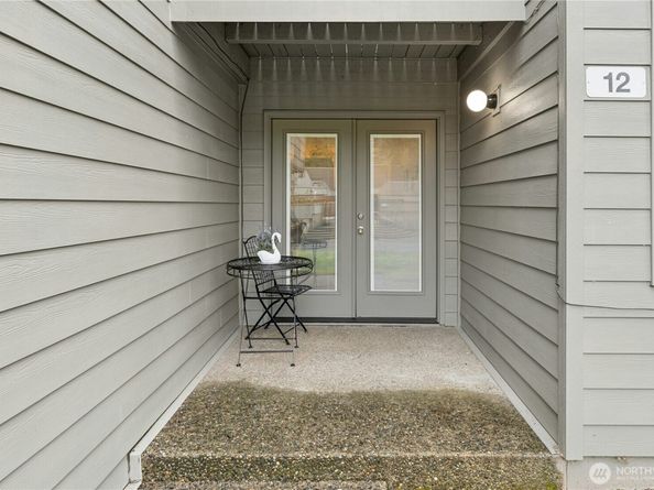 6440 139th Place NE 12, Redmond WA 98052