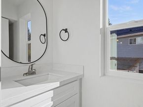 19505 Damson Road B2, Lynnwood WA 98036
