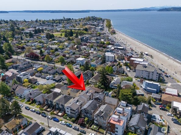 2443 55th Avenue SW 2A, Seattle WA 98116