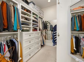 7835 Ledgestone Loop NE, Bainbridge Island WA 98110