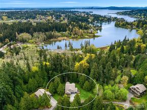7835 Ledgestone Loop NE, Bainbridge Island WA 98110