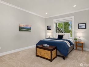 7835 Ledgestone Loop NE, Bainbridge Island WA 98110