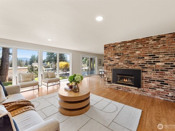 16127 SE 5th Street, Bellevue WA 98008