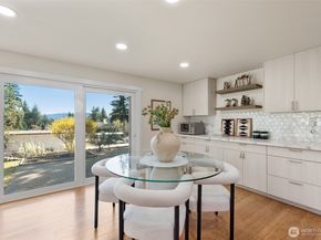 16127 SE 5th Street, Bellevue WA 98008