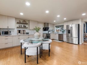 16127 SE 5th Street, Bellevue WA 98008