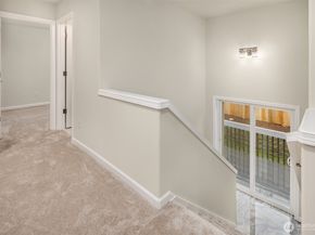 2112 SW 103rd Place, Seattle WA 98146