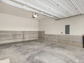 2112 SW 103rd Place, Seattle WA 98146